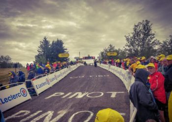 Le Tour de France lors de son passage à la Planche des Belles Filles