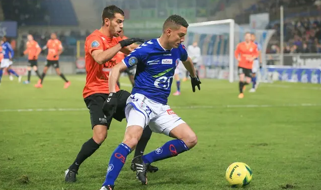 Mickaël Chrétien Lors Du Match Racing SR Colmar @G. Varela 20 Minutes