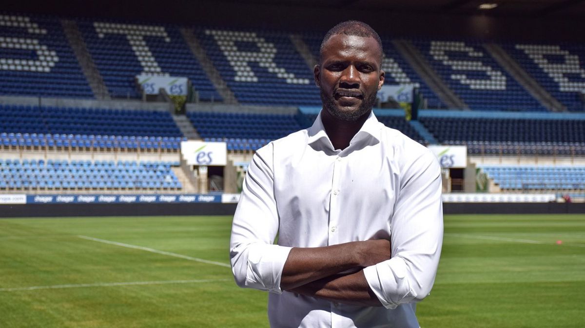 Kader Mangane sur le départ, direction le Sénégal