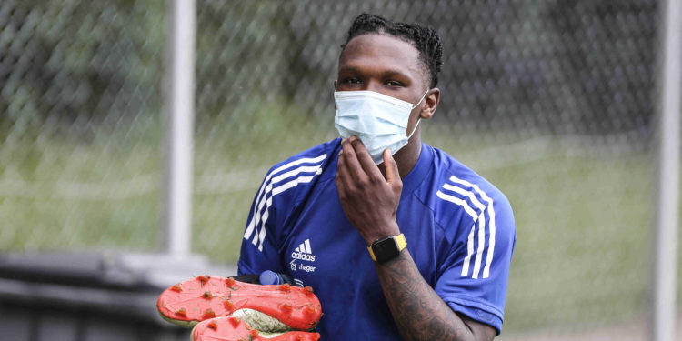 Longue absence pour Lebo Mothiba