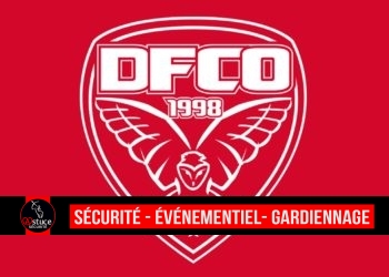 Le groupe du DFCO face au Racing