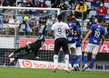 Le Racing s&rsquo;incline encore…