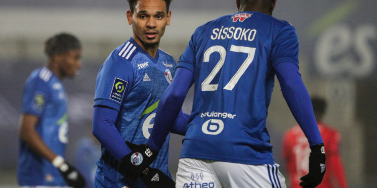À dix le Racing tient le nul !