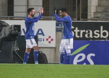 À dix le Racing tient le nul !