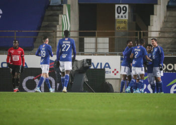 À dix le Racing tient le nul !