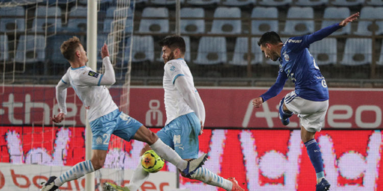 Nîmes s’incline face à l’OM en ouverture de la 13ème journée