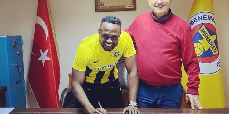 Simon Zenke retrouve un club !