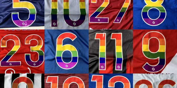 Des maillots aux couleurs du mouvement LGBT lors de cette 37e journée
