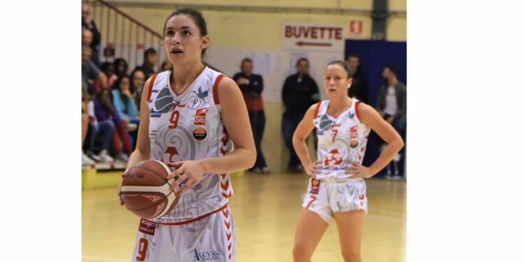 Onzième saison pour Louise Dambach !