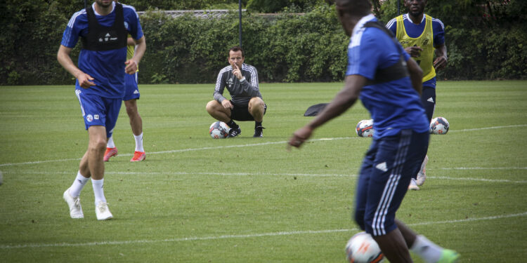 Julien Stéphan : « Il faut se préserver des réflexions trop hâtives »