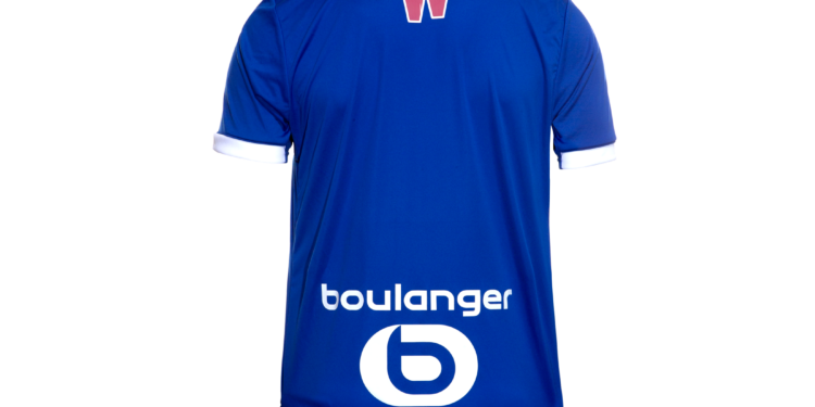 Le nouveau maillot du Racing dévoilé !