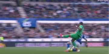 🎥 Un penalty généreux pour Saint-Etienne ?