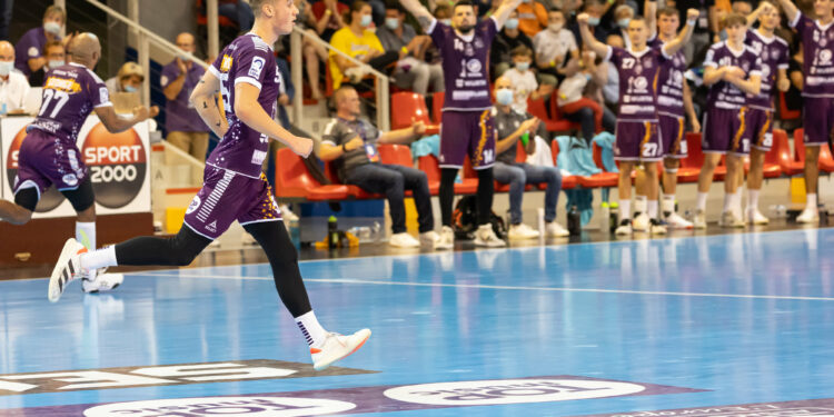 Nouveau carton du SAHB !