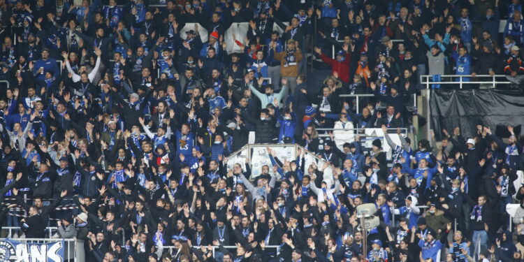 Les magnifiques tifos des UB90 !