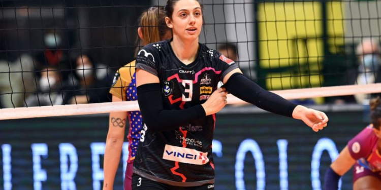 ASPTT Mulhouse. Ivana Vanjak file en Turquie