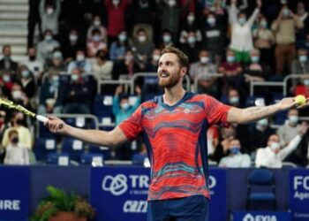 🎥 Albano Olivetti remporte le double à Quimper