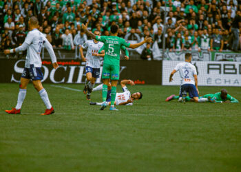 Dimitri Lienard n’a pas compris l’arbitrage !