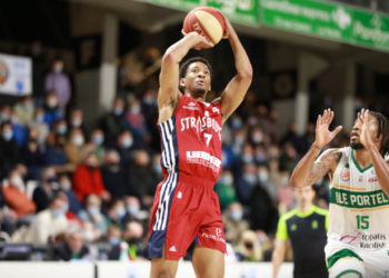 🎥Élite. L’énorme contre signé Matt Mitchell (SIG Strasbourg)