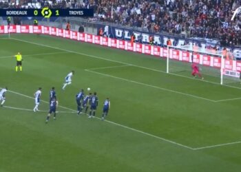 Lebo Mothiba buteur face à Bordeaux