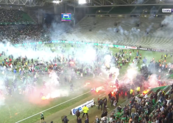 Saint-Etienne relégué, des scènes de chaos dans le chaudron !