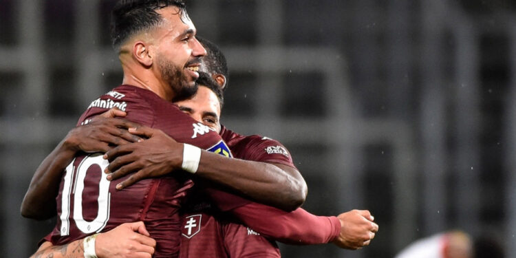 Farid Boulaya est-il courtisé par le Racing ?