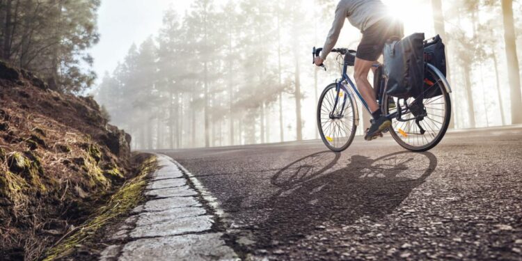 Commencer à faire du vélo : les avantages du cyclotourisme