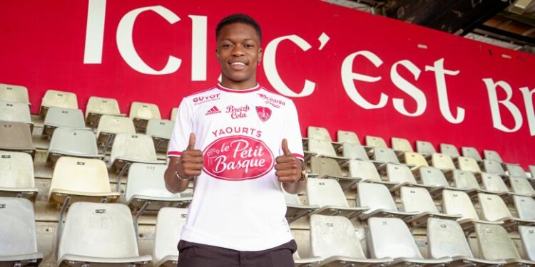 Mercato Ligue 1 : les 8 infos à ne pas manquer ce 5 juillet