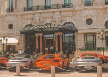 Stratégies des casinos pour attirer les gens vers les jeux d’argent