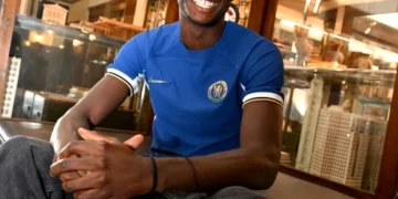 Ugochukwu officiellement à Chelsea, bientôt prêté au Racing ?