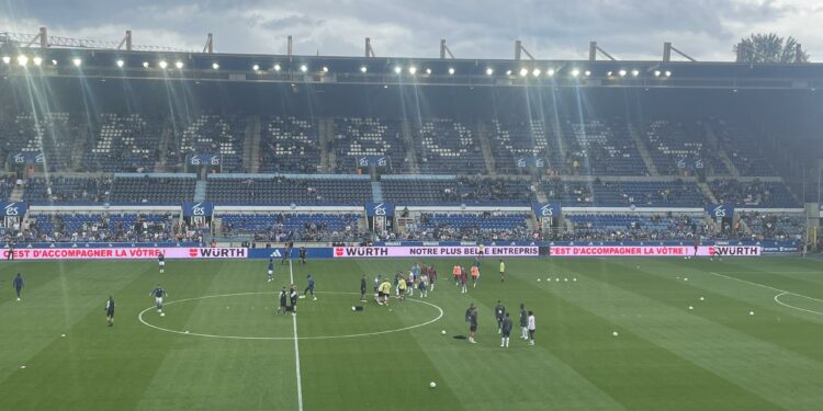 Face au Racing, Toulouse évolue en 4-3-3