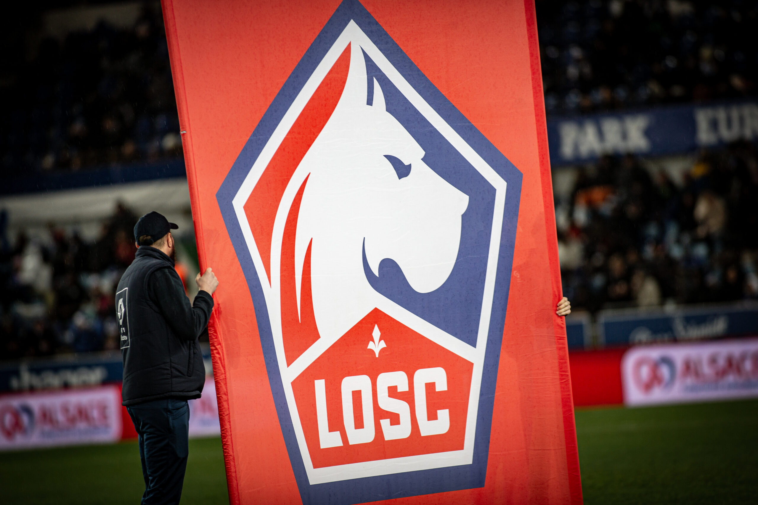 Incidents à Belgrade et Strasbourg : le LOSC condamne comportements racistes et haineux