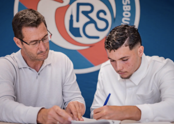 Samir El Mourabet signe un contrat professionnel !