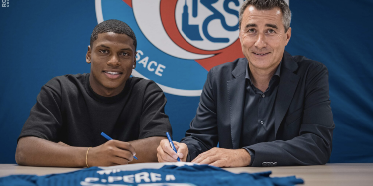 OFFICIEL : Oscar Perea signe au RC Strasbourg