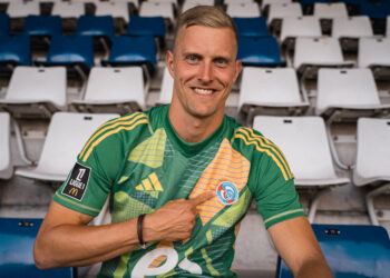 Karl-Johan Johnsson, nouveau gardien du Racing