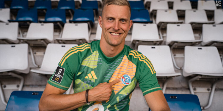 Karl-Johan Johnsson, nouveau gardien du Racing