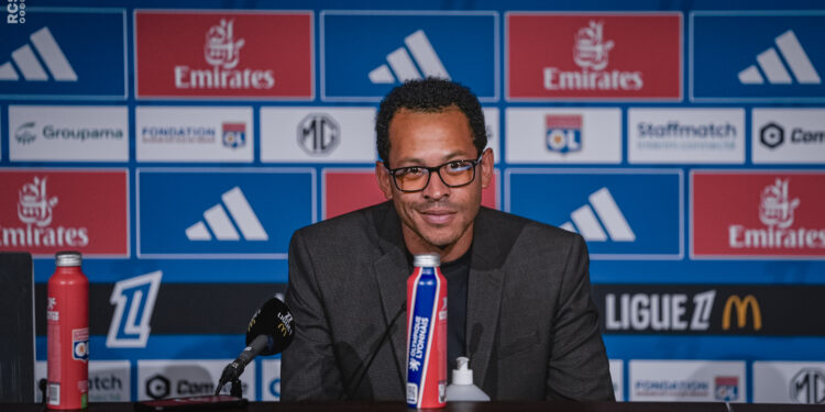 Liam Rosenior : « Je suis déçu, mais ça fait partie de l’apprentissage »