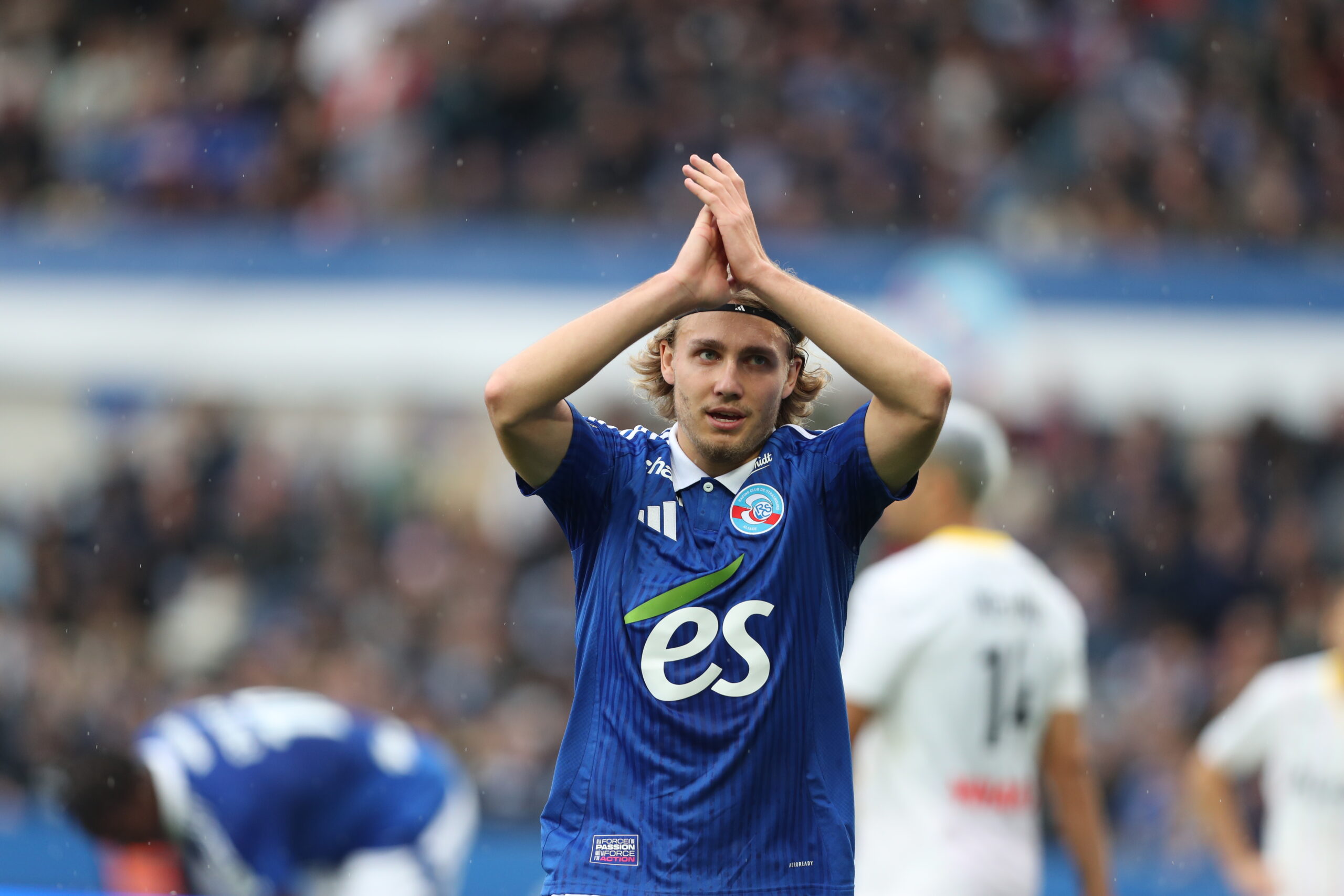 Liam Rosenior : « Je n’ai jamais douté de Sebastian Nanasi » !