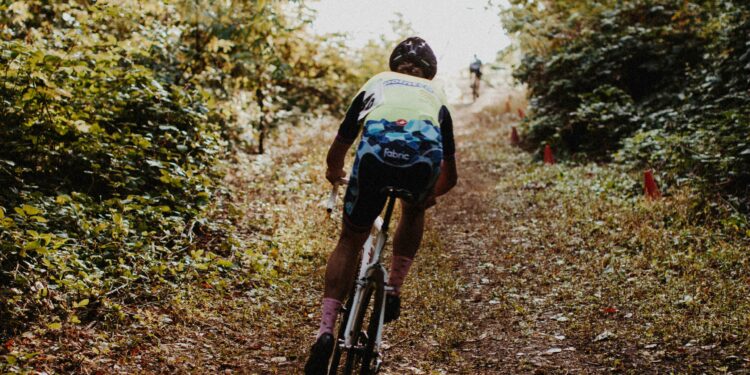 Acheter ou vendre un vélo en toute sérénité : le guide indispensable pour les adeptes de sport