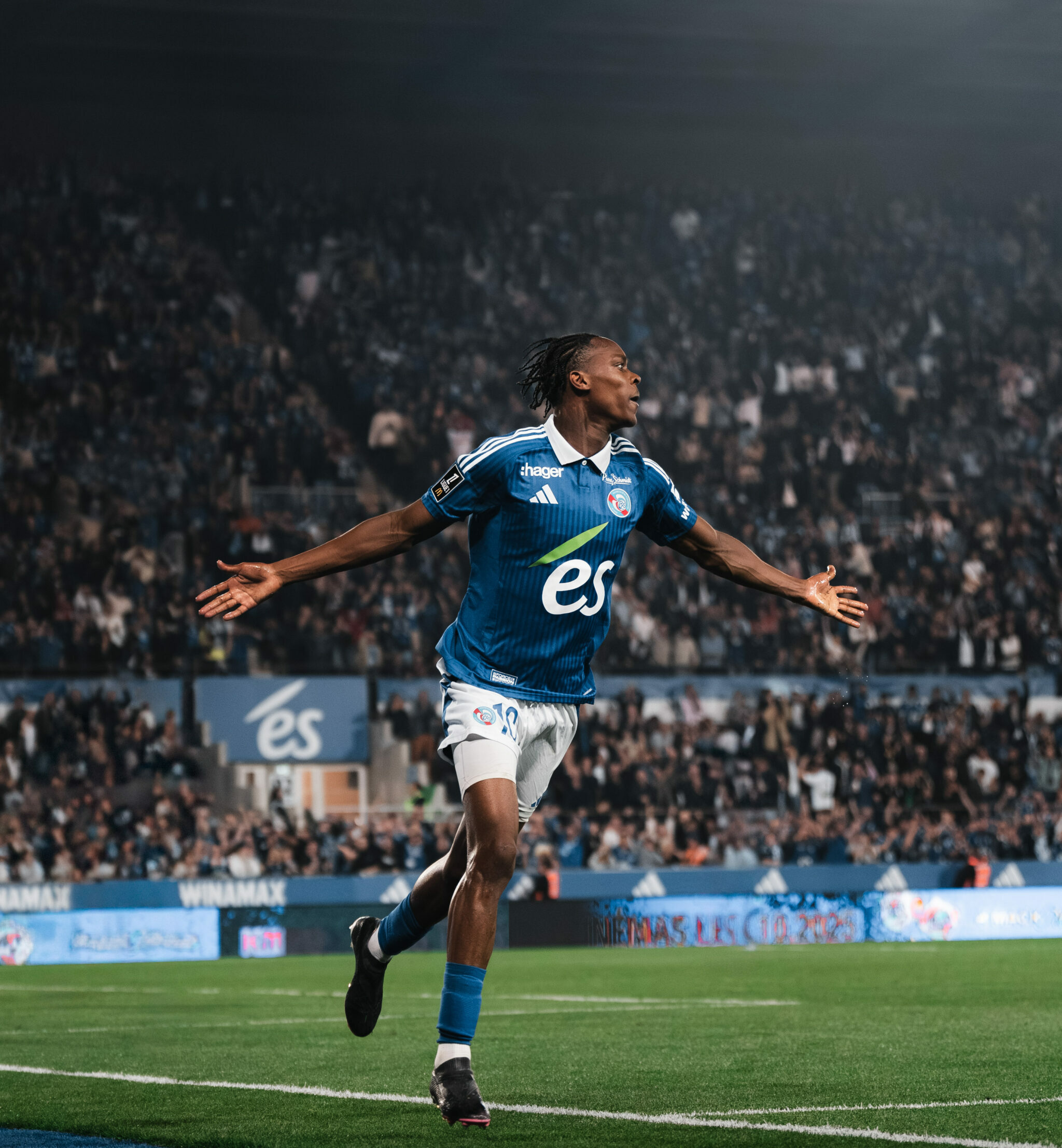 Emanuel Emegha, retour sous pression