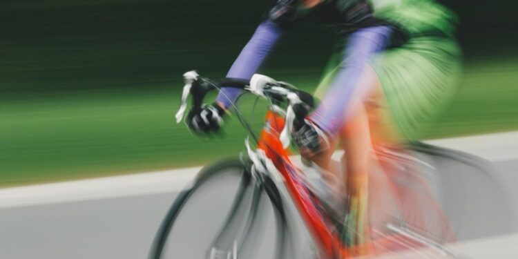 Pourquoi les applications sportives sont devenues essentielles pour les fans en France et en Afrique