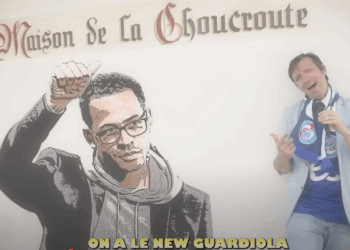 La parodie de Julien Cazarre sur le Racing de Rosenior !