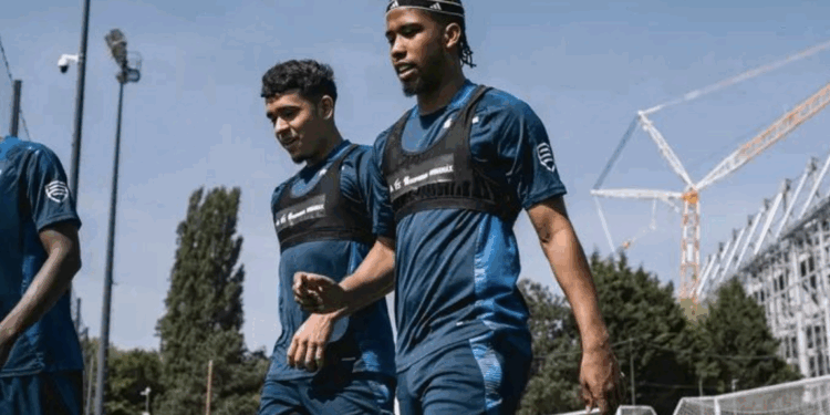 Kendry Paez a 18 ans et peut enfin jouer en Europe !