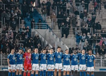 Les joueuses du Racing se maintiennent en Arkema Première Ligue !