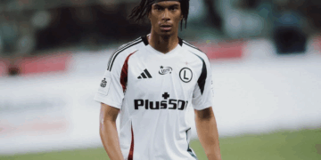 Qui est Maxi Oyedele ? Profil, style de jeu, qualités défensives…