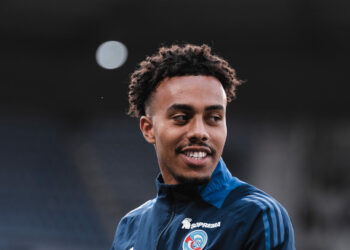 Courtisé par l’AC Milan, le Racing inflexible sur Guéla Doué
