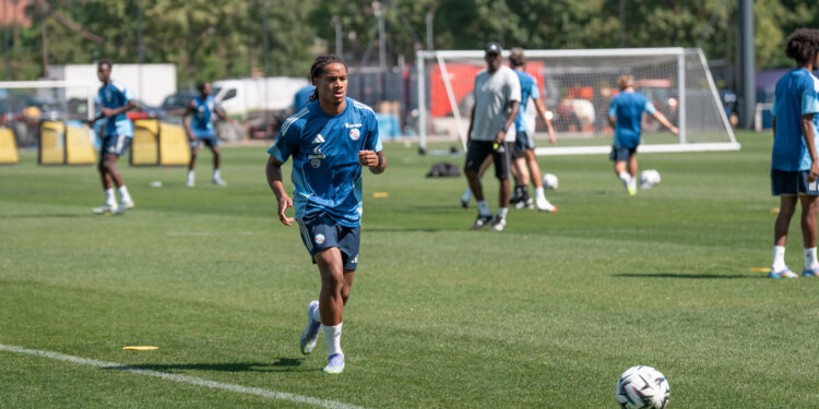 Mathis Amougou présent à l’entraînement ce matin