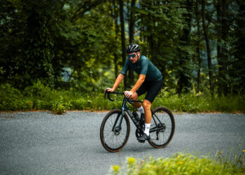 Se lancer un défi cycliste en Alsace : comment se préparer pour les cyclosportives et les raids VTT