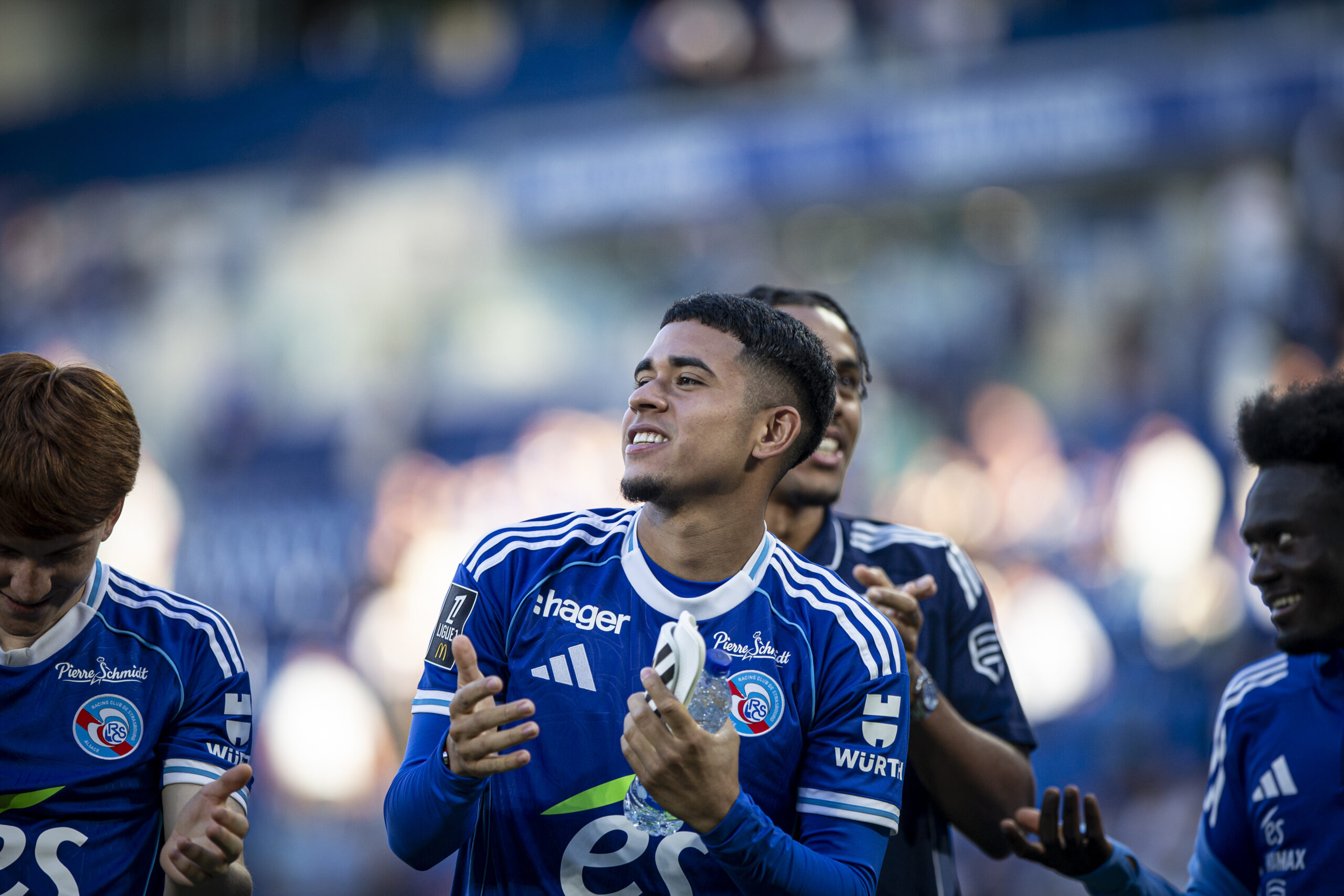 OFFICIEL. Kendry Paez quitte le Racing