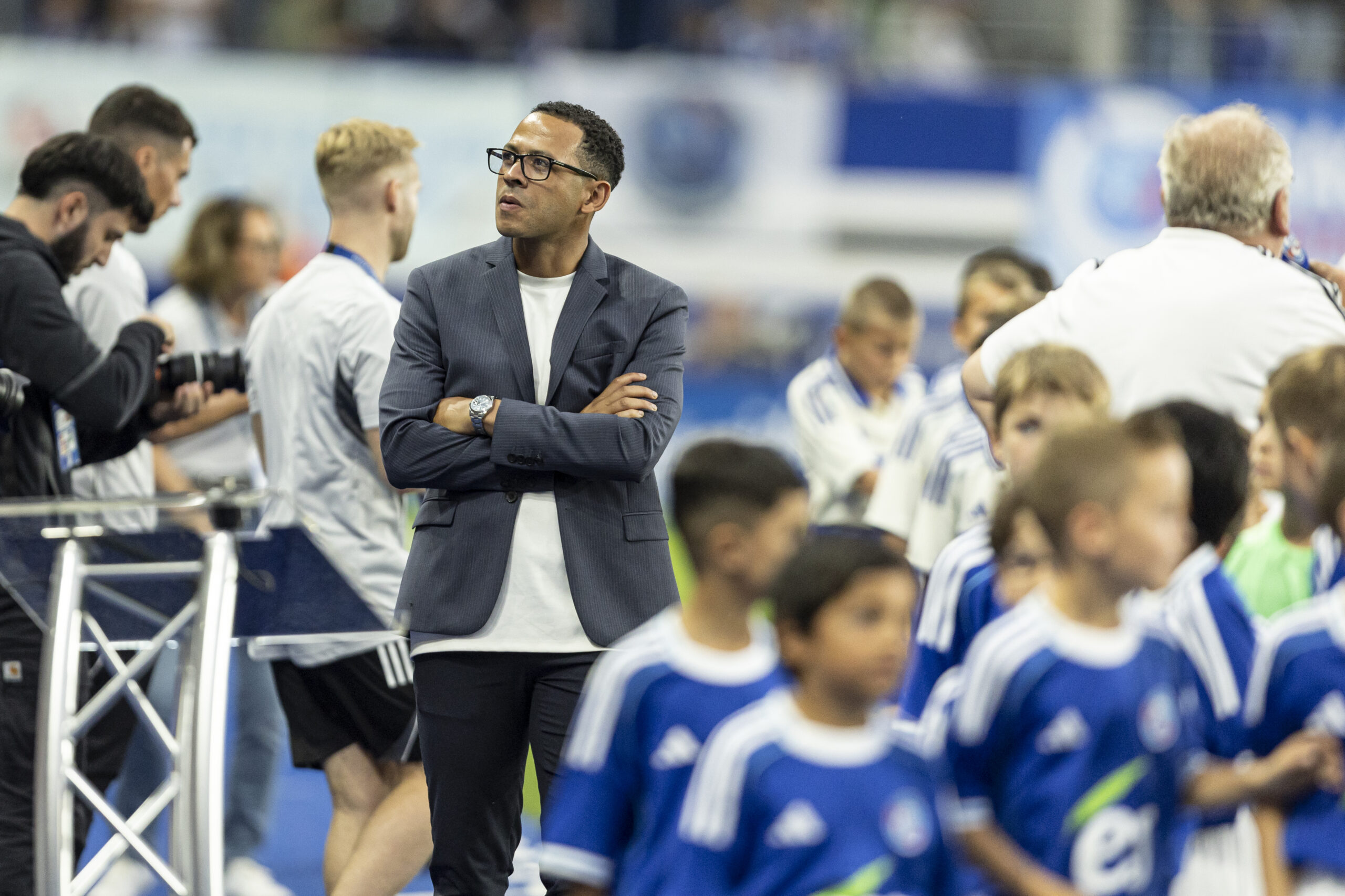 Liam Rosenior fait le point sur l’effectif avant Strasbourg – Angers