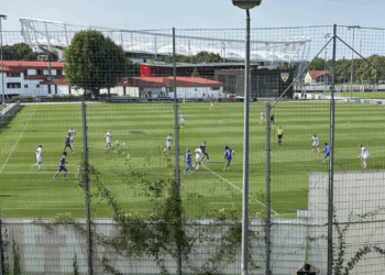 Le Racing corrigé 7-1 face à Stuttgart lors d’une opposition à huis clos